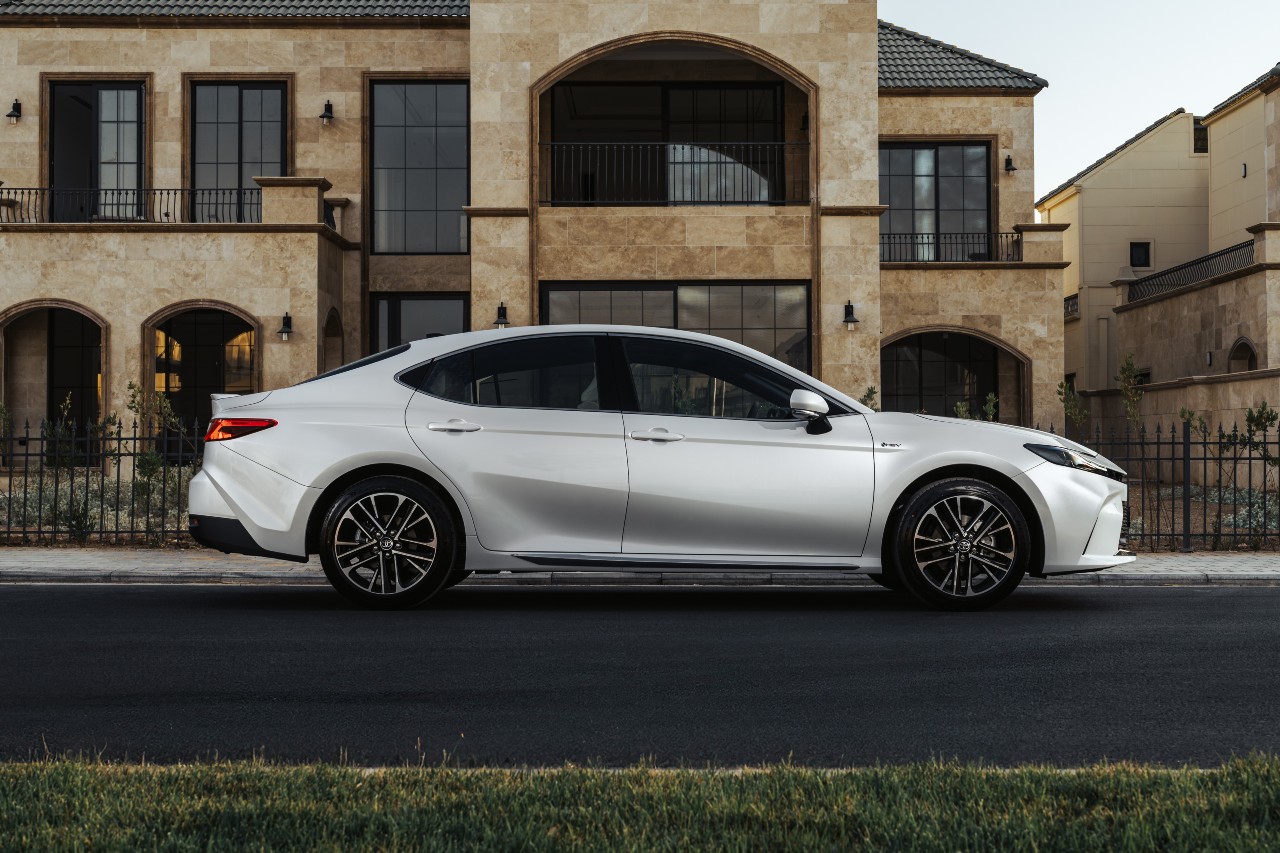 Exterior 4