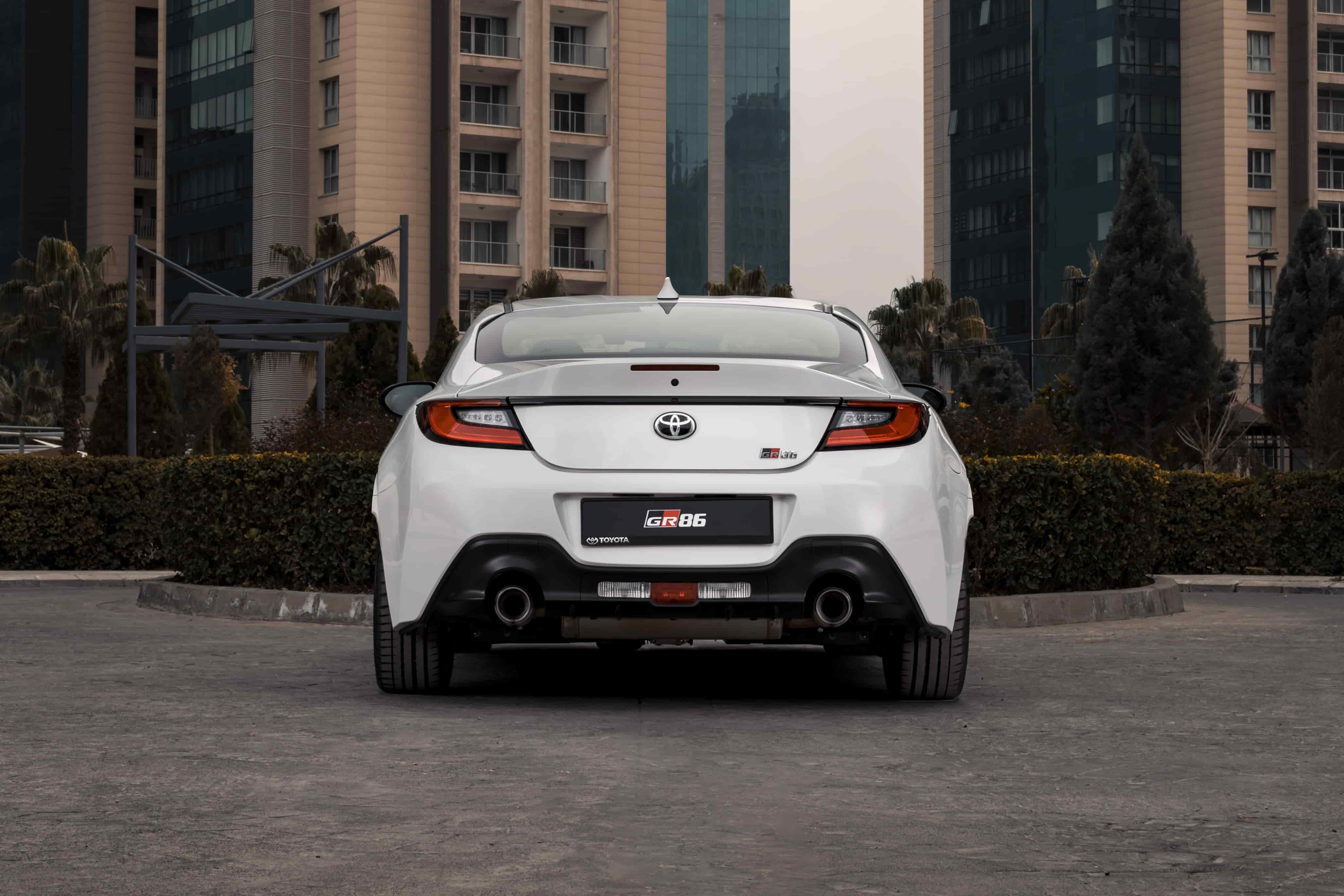 Exterior 5